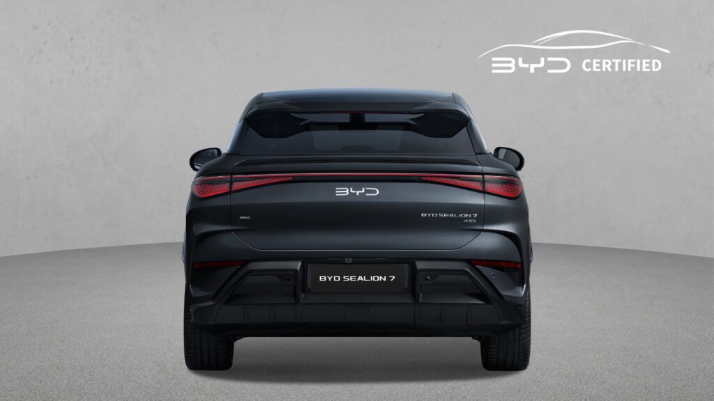 BYD SEALION 7